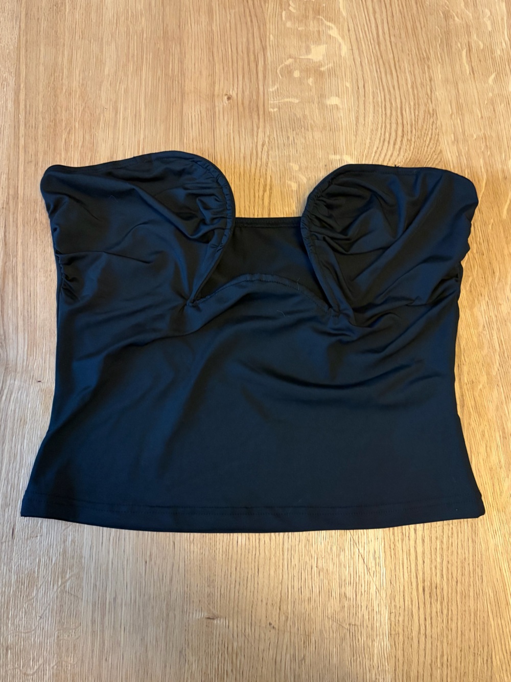 Black Strapless Plunge Crop Top